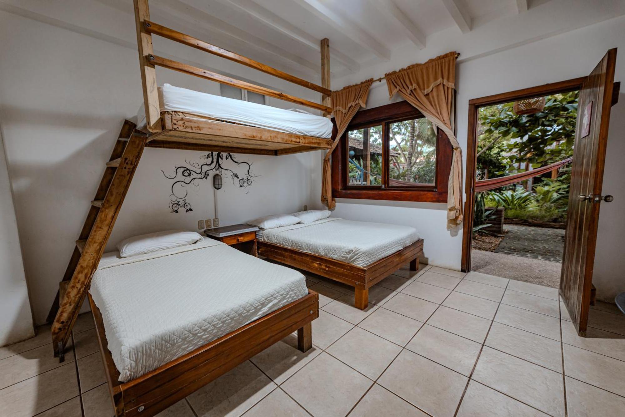 Hotel Nantu Hosteria Puerto López المظهر الخارجي الصورة